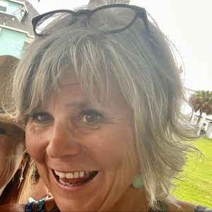 Meet your Posher, Tracey